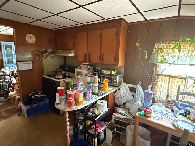 131 Park Avenue, Warwick, RI 02889