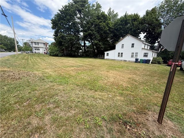 131 Park Avenue, Warwick, RI 02889