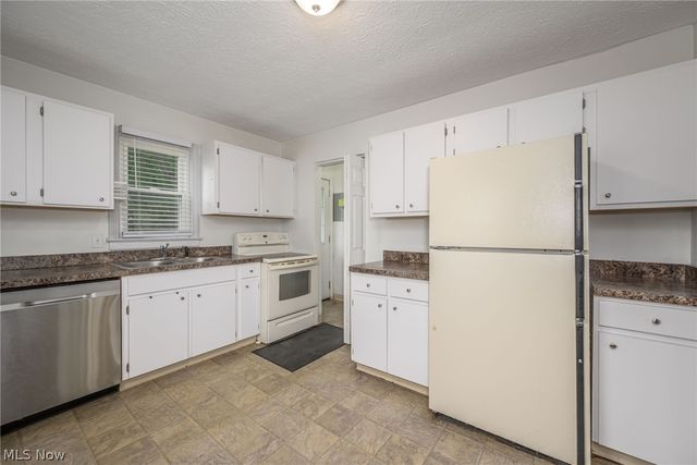 1224 Oakland Avenue, Akron, OH 44305
