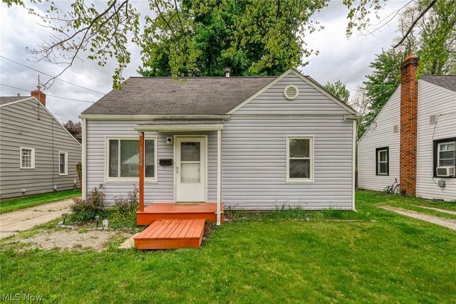 1224 Oakland Avenue, Akron, OH 44305