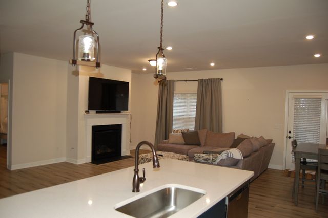 4315 Socata Ct, Cross Plains, TN 37049