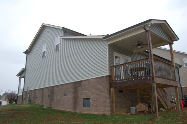 4315 Socata Ct, Cross Plains, TN 37049