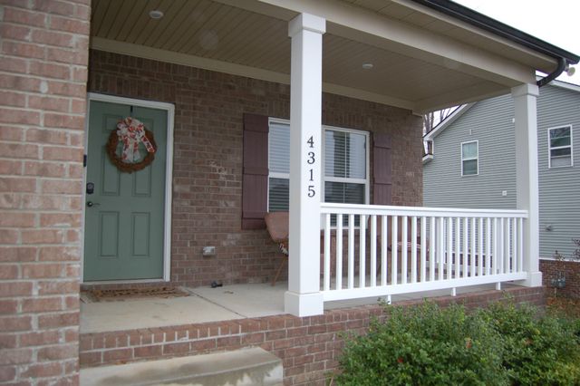 4315 Socata Ct, Cross Plains, TN 37049