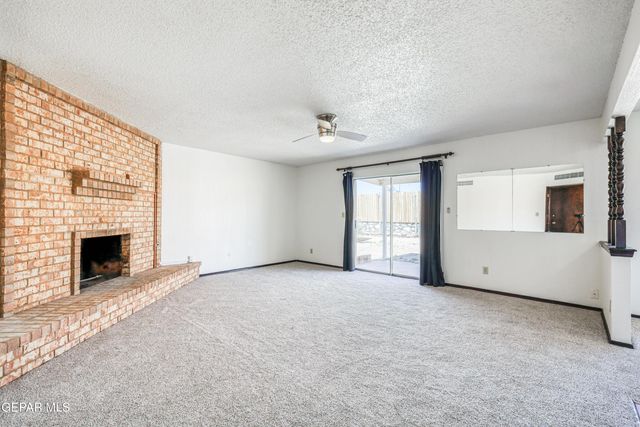 321 Gus Rallis Drive, El Paso, TX 79932