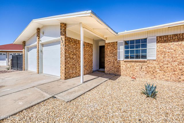 321 Gus Rallis Drive, El Paso, TX 79932