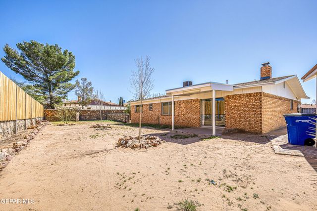 321 Gus Rallis Drive, El Paso, TX 79932