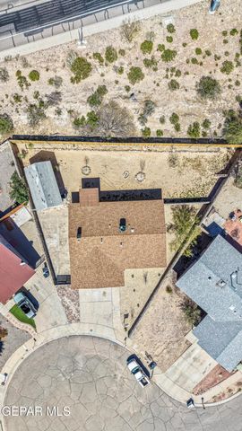 321 Gus Rallis Drive, El Paso, TX 79932
