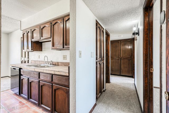 321 Gus Rallis Drive, El Paso, TX 79932