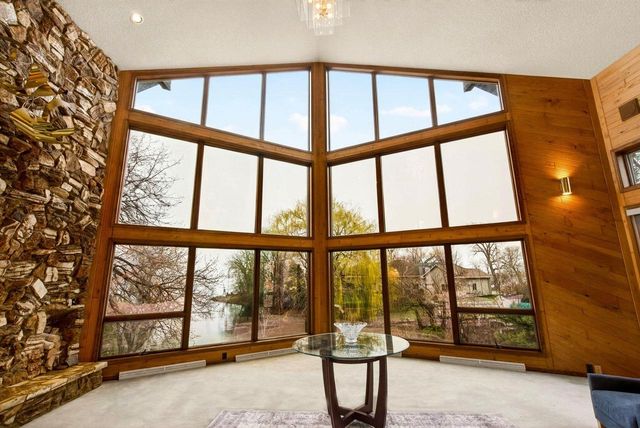 85 LAKE REST AVENUE, Oshkosh, WI 54902