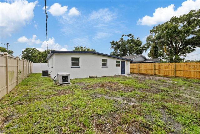 7129 63RD STREET N, Pinellas Park, FL 33781