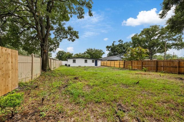 7129 63RD STREET N, Pinellas Park, FL 33781