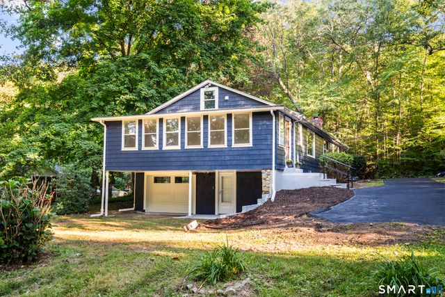 94 Moosup Trail, Monroe, CT 06468