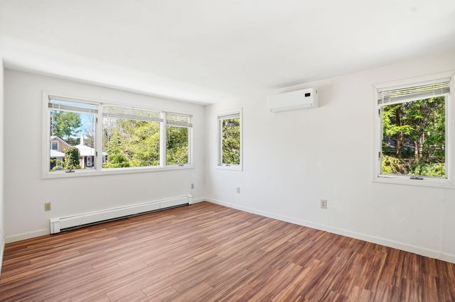 763 Santuit-Newtown Road, Marstons Mills, MA 02648