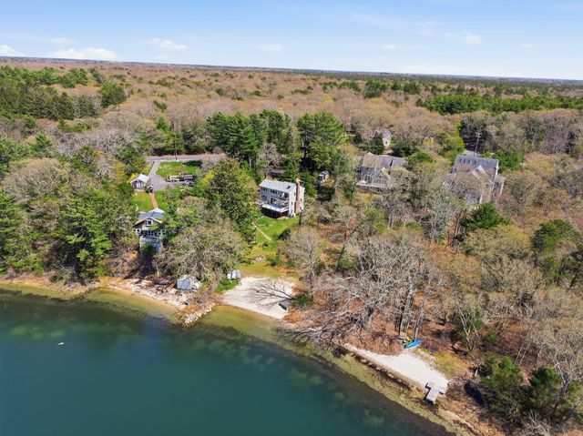 763 Santuit-Newtown Road, Marstons Mills, MA 02648