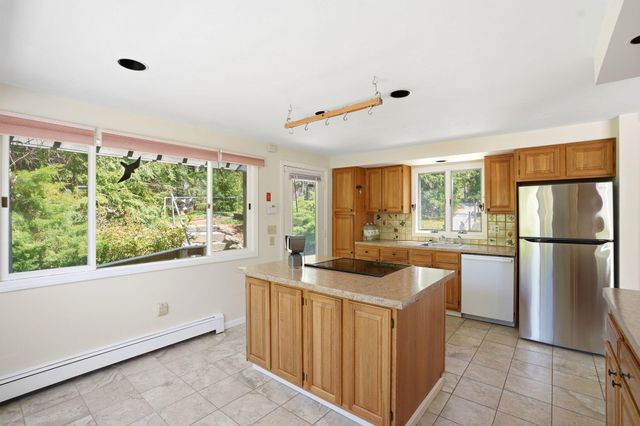 763 Santuit-Newtown Road, Marstons Mills, MA 02648