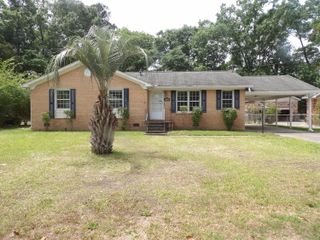 7695 Picardy Place, North Charleston, SC 29420