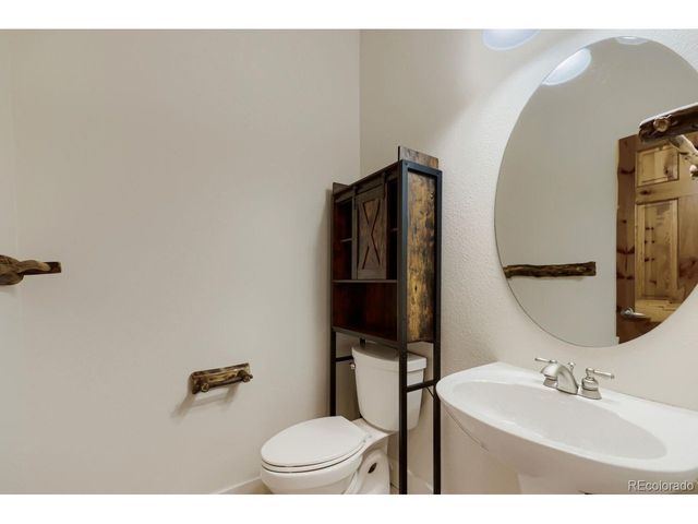 3192 Gold Yarrow Ln, Evergreen, CO 80439