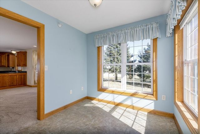 711 16th Avenue U104, Grinnell, IA 50112