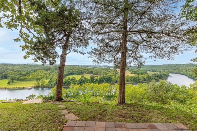 1004 Cliff Drive, Branson, MO 65616