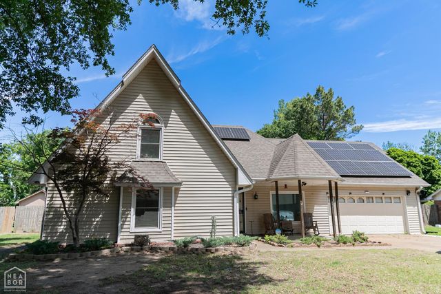 812 Putting Green Drive, Blytheville, AR 72315