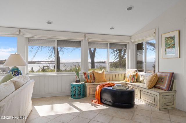 500 Bynum Lane, Swansboro, NC 28584