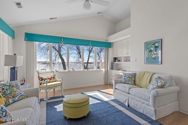 500 Bynum Lane, Swansboro, NC 28584