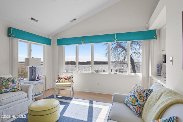 500 Bynum Lane, Swansboro, NC 28584