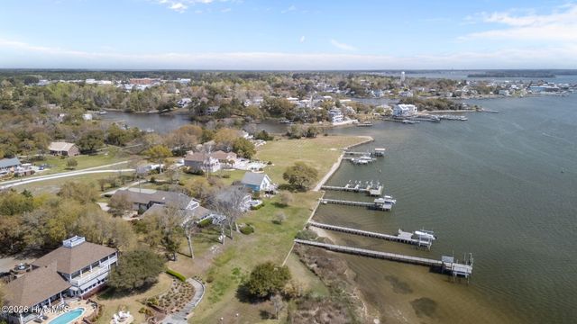 500 Bynum Lane, Swansboro, NC 28584