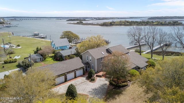 500 Bynum Lane, Swansboro, NC 28584