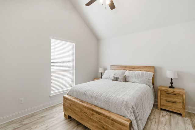 1025 Churchill Lane, Millsap, TX 76066