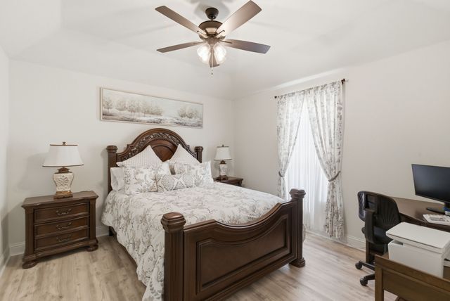 1025 Churchill Lane, Millsap, TX 76066