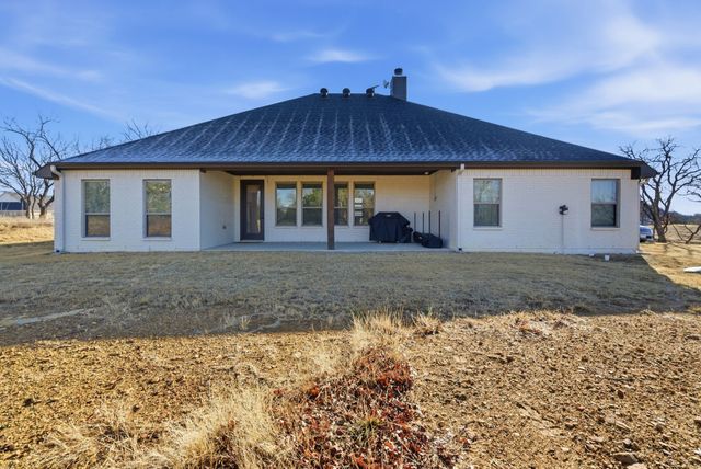 1025 Churchill Lane, Millsap, TX 76066