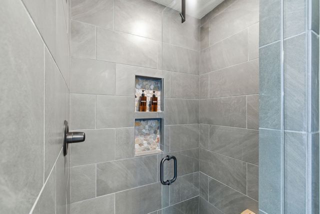 1025 Churchill Lane, Millsap, TX 76066