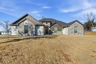 1025 Churchill Lane, Millsap, TX 76066