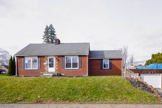 1233 29th Street NE, Canton, OH 44714