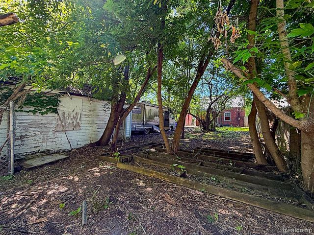 13334 Elmdale Street, Detroit, MI 48213