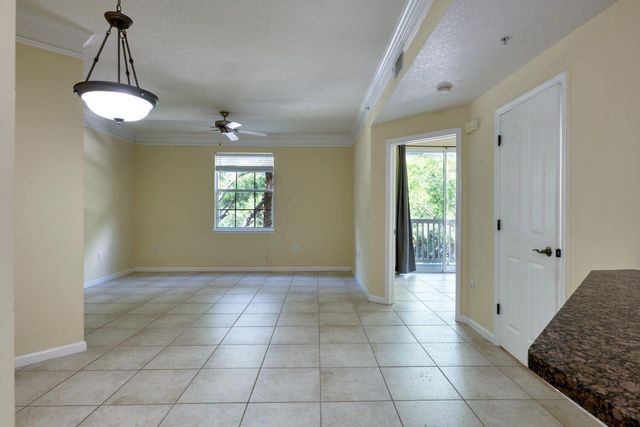 125 Galicia Way 207, Jupiter, FL 33458