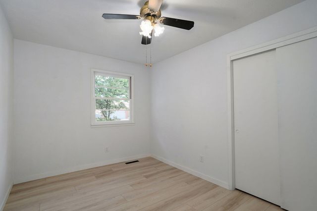 1156 East Greenwood Street, Springfield, MO 65807