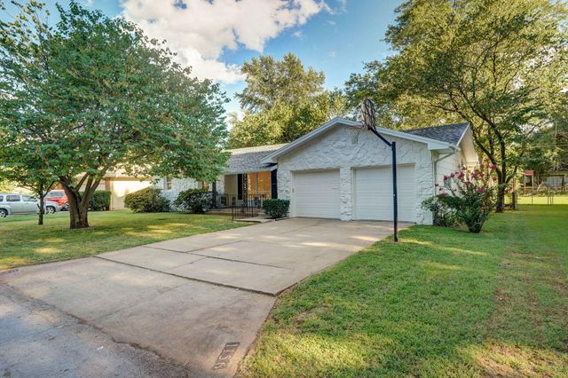 1156 East Greenwood Street, Springfield, MO 65807