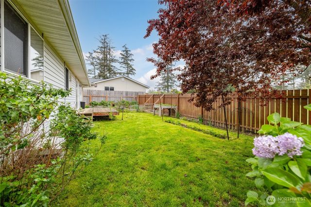 942 Walker Avenue, Oak Harbor, WA 98277