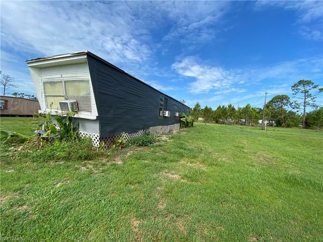 8086 Heck DR 6, North Fort Myers, FL 33917