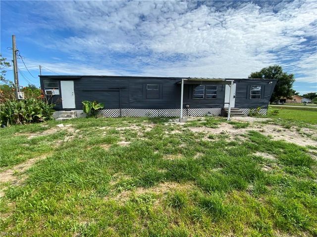 8086 Heck DR 6, North Fort Myers, FL 33917