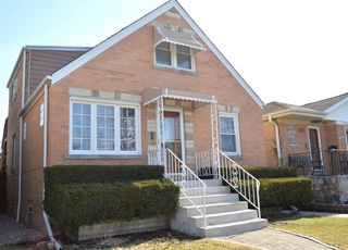 3737 N Oketo Avenue, Chicago, IL 60634