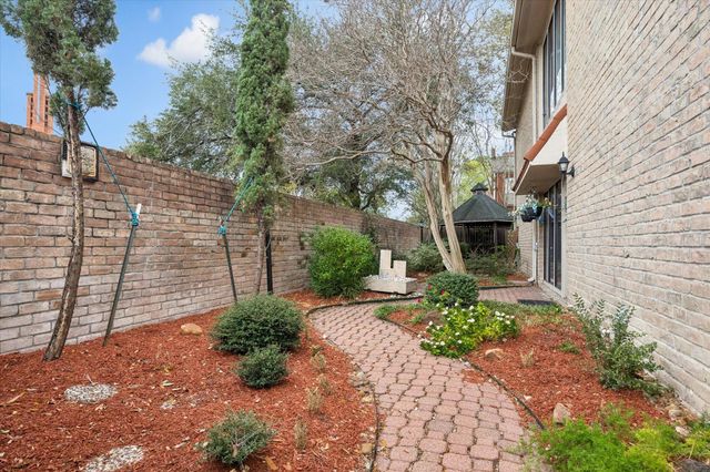 6728 Buffalo Speedway, Houston, TX 77005