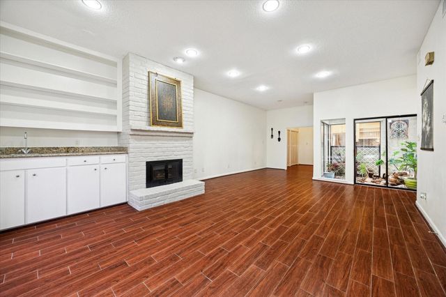 6728 Buffalo Speedway, Houston, TX 77005