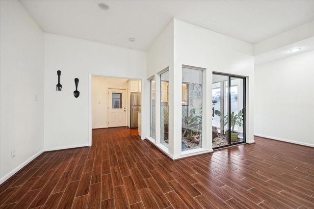 6728 Buffalo Speedway, Houston, TX 77005