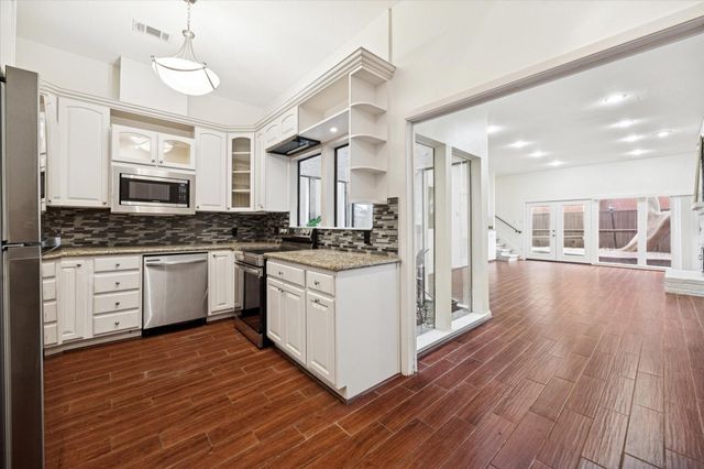 6728 Buffalo Speedway, Houston, TX 77005