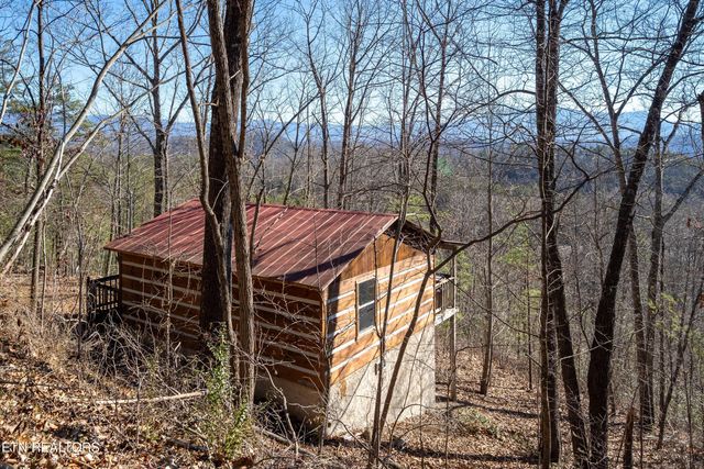 1438 AM King Way, Sevierville, TN 37876