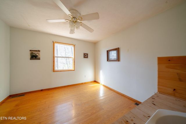1438 AM King Way, Sevierville, TN 37876