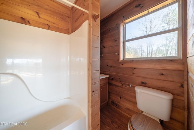 1438 AM King Way, Sevierville, TN 37876